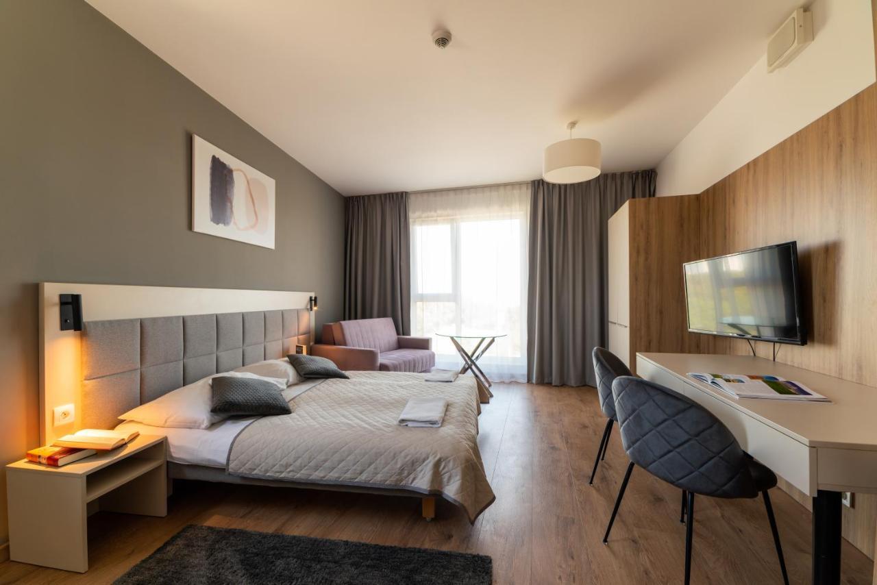 Wolska Suits Varšava Exteriér fotografie